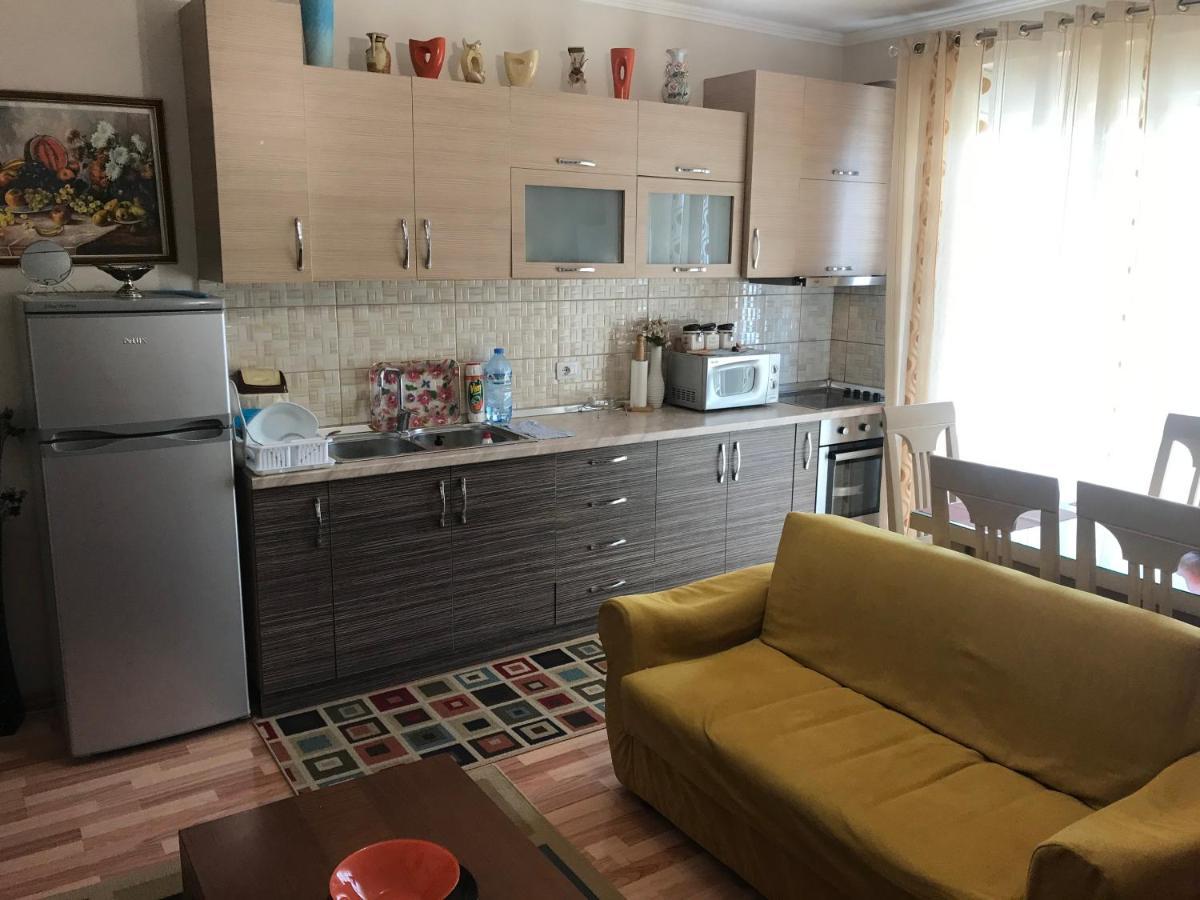 Silver Apartament Korce Eksteriør billede